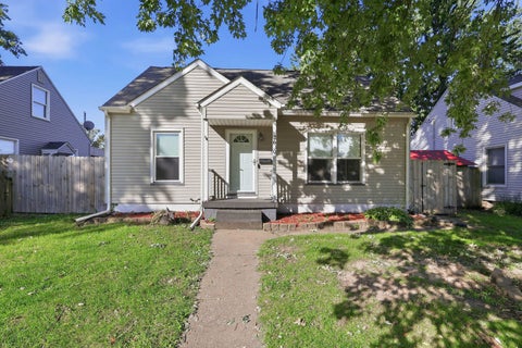 Tiny photo for 2630 Davie Street, Davenport, IA 52804 (MLS # 12787551)