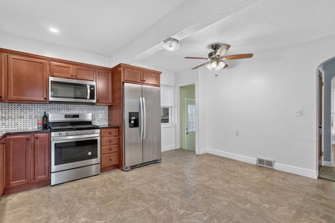 Tiny photo for 2630 Davie Street, Davenport, IA 52804 (MLS # 12787551)