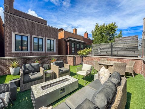 Tiny photo for 1637 N Burling Street, Chicago, IL 60614 (MLS # 12488066)