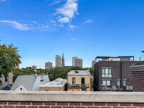 Tiny photo for 1637 N Burling Street, Chicago, IL 60614 (MLS # 12488066)