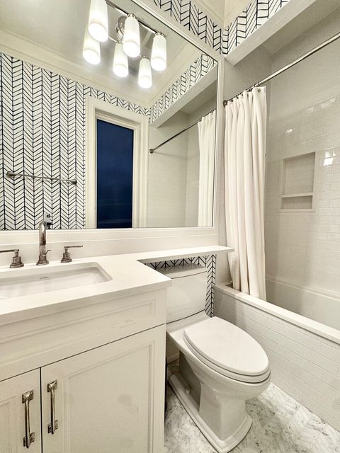 Tiny photo for 1637 N Burling Street, Chicago, IL 60614 (MLS # 12488066)