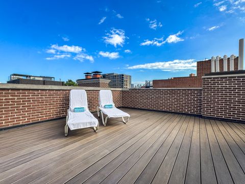Tiny photo for 1637 N Burling Street, Chicago, IL 60614 (MLS # 12488066)