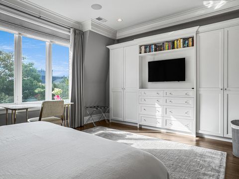 Tiny photo for 1637 N Burling Street, Chicago, IL 60614 (MLS # 12488066)
