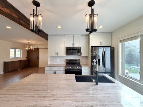 Tiny photo for 1S518 MacArthur Drive, Oakbrook Terrace, IL 60181 (MLS # 12528851)