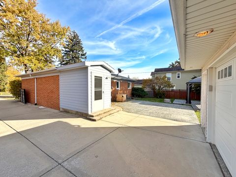 Tiny photo for 1S518 MacArthur Drive, Oakbrook Terrace, IL 60181 (MLS # 12528851)