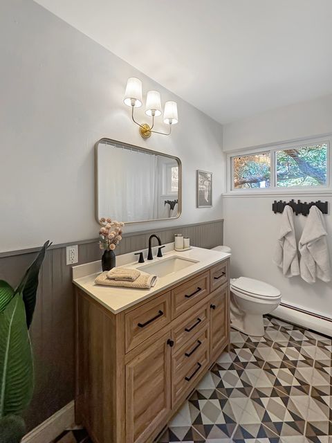 Tiny photo for 124 N Whistler Avenue #B8, Freeport, IL 61032 (MLS # 12518257)