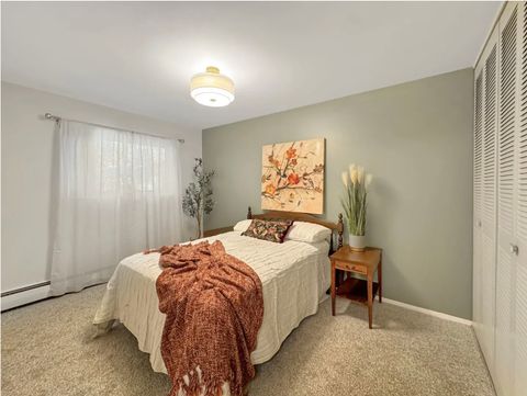 Tiny photo for 124 N Whistler Avenue #B8, Freeport, IL 61032 (MLS # 12518257)