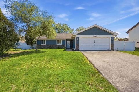Photo of 3895 Clipper Drive, Hanover Park, IL 60133 (MLS # 12633756)