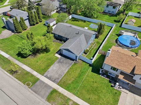 Tiny photo for 3895 Clipper Drive, Hanover Park, IL 60133 (MLS # 12633756)