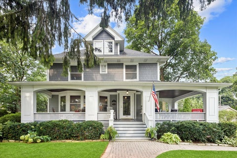 Photo of 448 S Spring Avenue, La Grange, IL 60525 (MLS # 12733817)