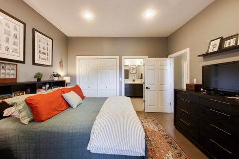 Tiny photo for 4921 N Kenmore Avenue #1, Chicago, IL 60640 (MLS # 12757940)