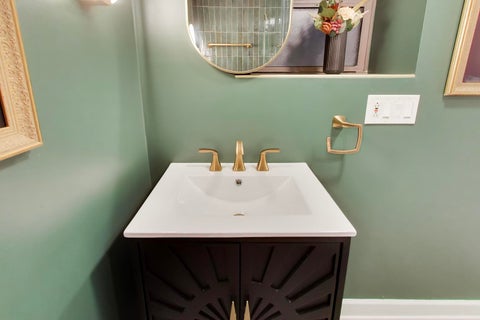 Tiny photo for 4921 N Kenmore Avenue #1, Chicago, IL 60640 (MLS # 12757940)