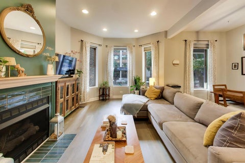 Tiny photo for 4921 N Kenmore Avenue #1, Chicago, IL 60640 (MLS # 12757940)