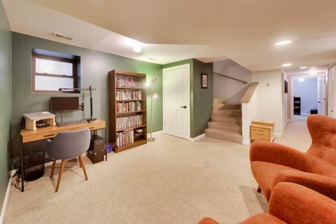 Tiny photo for 4921 N Kenmore Avenue #1, Chicago, IL 60640 (MLS # 12757940)
