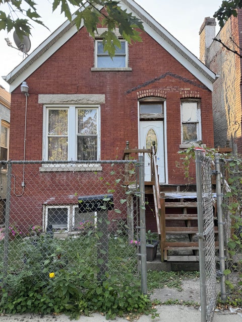 Photo of 2724 S Troy Street, Chicago, IL 60623 (MLS # 12769024)