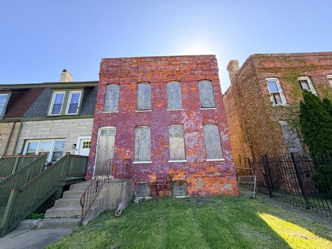 Photo of 10643 S Champlain Avenue, Chicago, IL 60628 (MLS # 12668474)