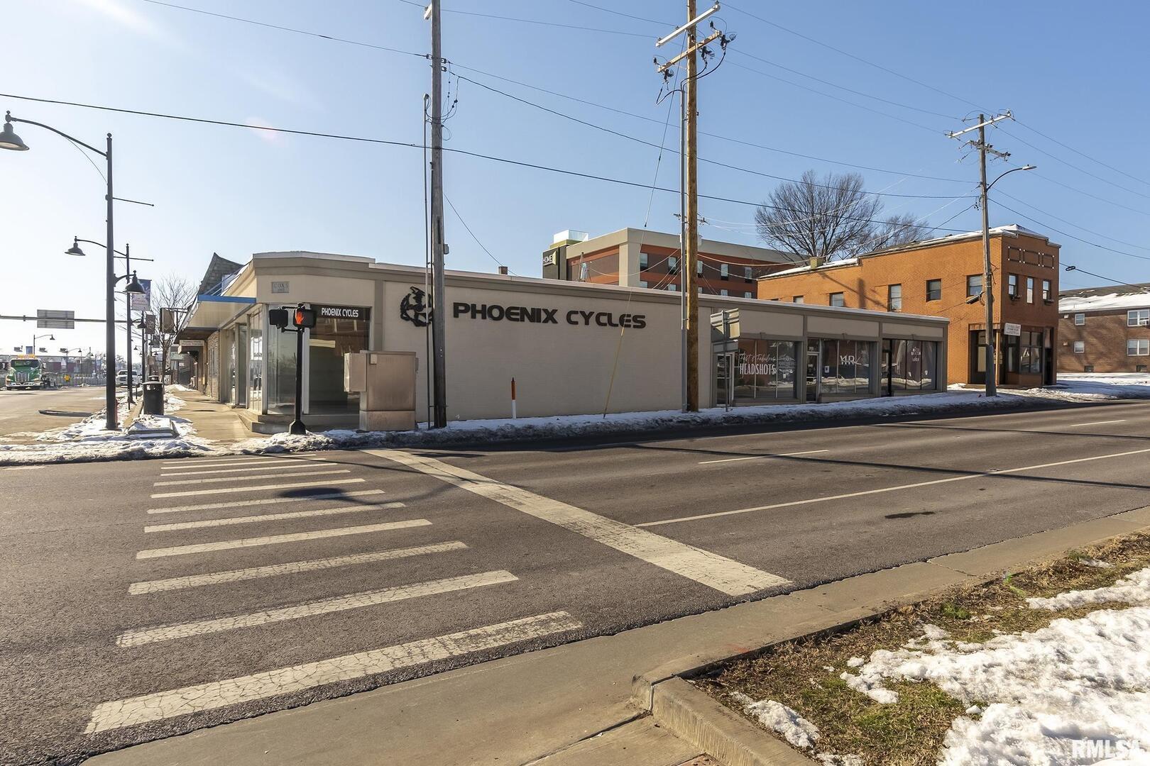 300 S ILLINOIS Avenue