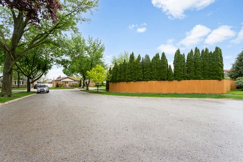 Tiny photo for 11226 Mandel Avenue, Westchester, IL 60154 (MLS # 12622631)