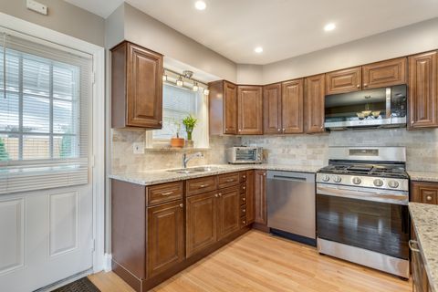 Tiny photo for 11226 Mandel Avenue, Westchester, IL 60154 (MLS # 12622631)