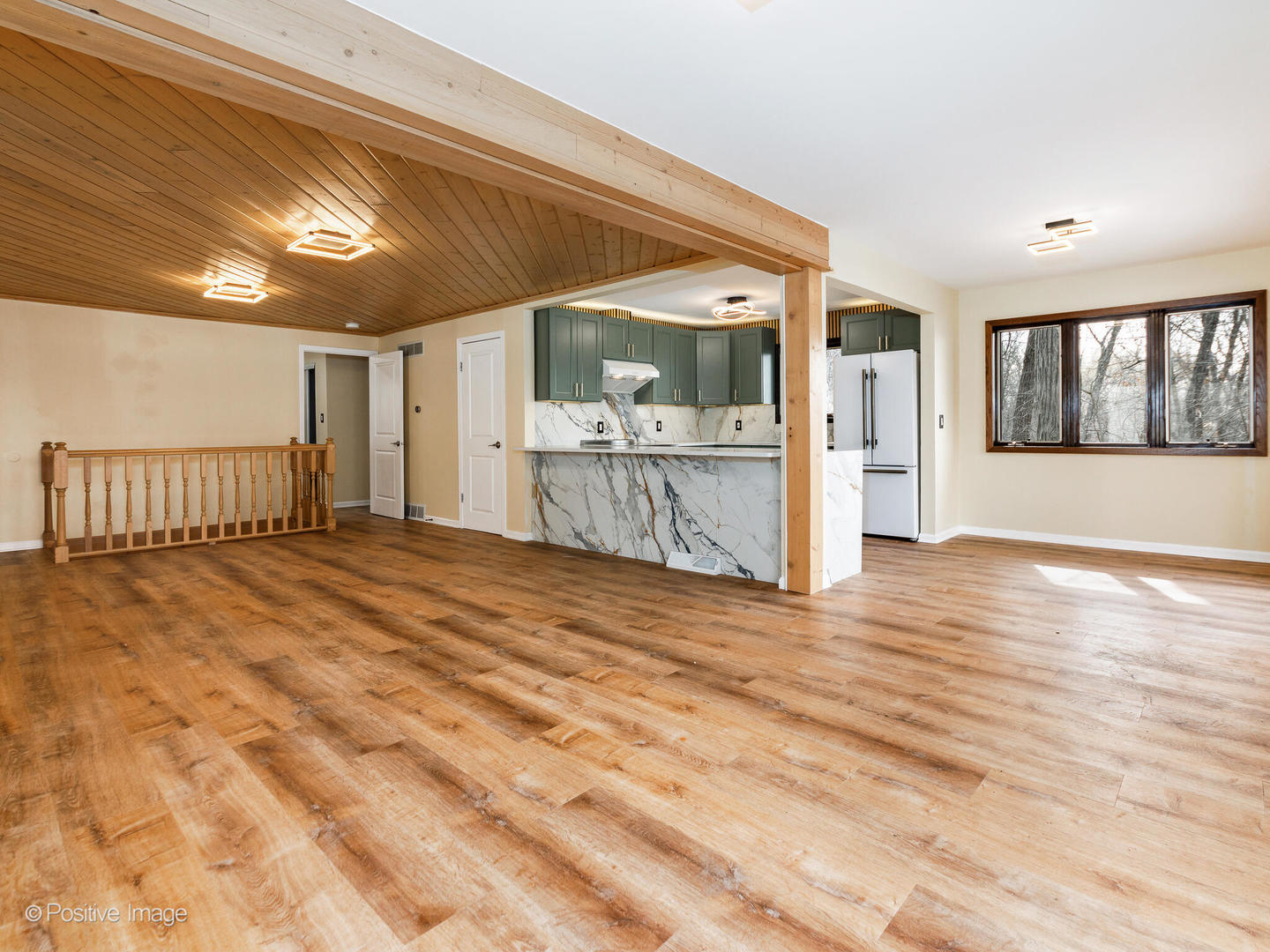 22566 W Lillian Place