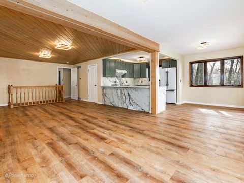 Tiny photo for 22566 W Lillian Place, Antioch, IL 60002 (MLS # 12607985)