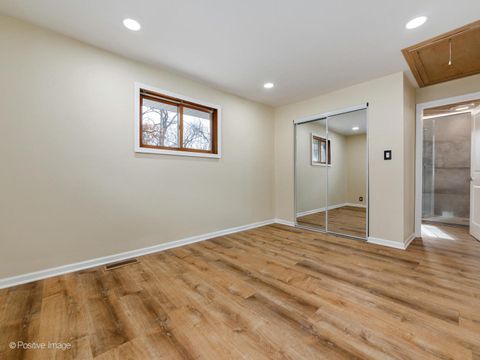 Tiny photo for 22566 W Lillian Place, Antioch, IL 60002 (MLS # 12607985)