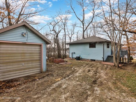 Tiny photo for 22566 W Lillian Place, Antioch, IL 60002 (MLS # 12607985)