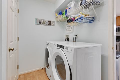 Tiny photo for 2865 Winchester Drive, Elgin, IL 60124 (MLS # 12548257)