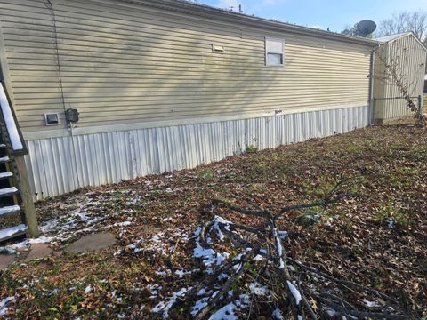 Tiny photo for 509 N Taft Street, West Frankfort, IL 62896 (MLS # 12528185)