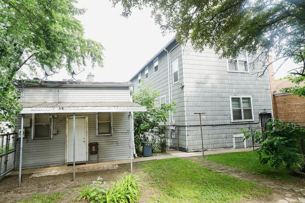 12402 S Green Street