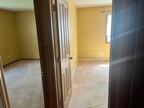 Tiny photo for 18320 Robin Lane #D2, Homewood, IL 60430 (MLS # 12614214)