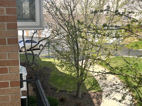 Tiny photo for 18320 Robin Lane #D2, Homewood, IL 60430 (MLS # 12614214)