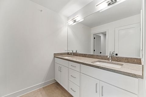 Tiny photo for 1672 Huntington Lane, Highland Park, IL 60035 (MLS # 12604030)