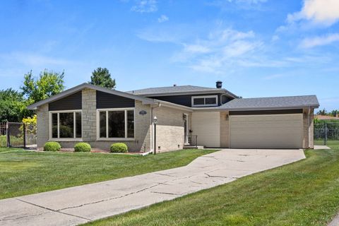 Tiny photo for 3N445 Jill Court, Elmhurst, IL 60126 (MLS # 12676553)