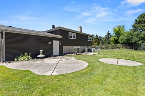 Tiny photo for 3N445 Jill Court, Elmhurst, IL 60126 (MLS # 12676553)