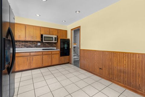 Tiny photo for 3N445 Jill Court, Elmhurst, IL 60126 (MLS # 12676553)