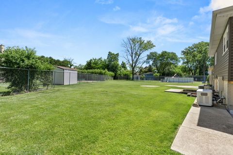 Tiny photo for 3N445 Jill Court, Elmhurst, IL 60126 (MLS # 12676553)