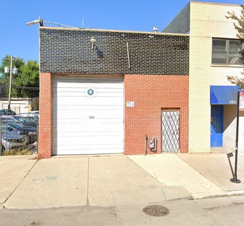 1893 N Milwaukee Avenue Chicago IL 60647