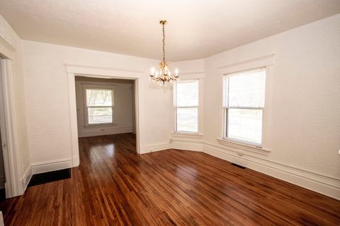 Tiny photo for 1027 Grant Avenue, Rockford, IL 61103 (MLS # 12630829)