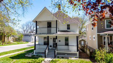 Photo of 1027 Grant Avenue, Rockford, IL 61103 (MLS # 12630829)