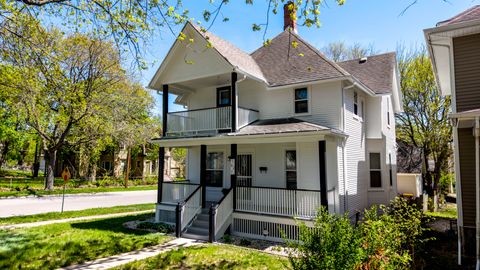 Tiny photo for 1027 Grant Avenue, Rockford, IL 61103 (MLS # 12630829)