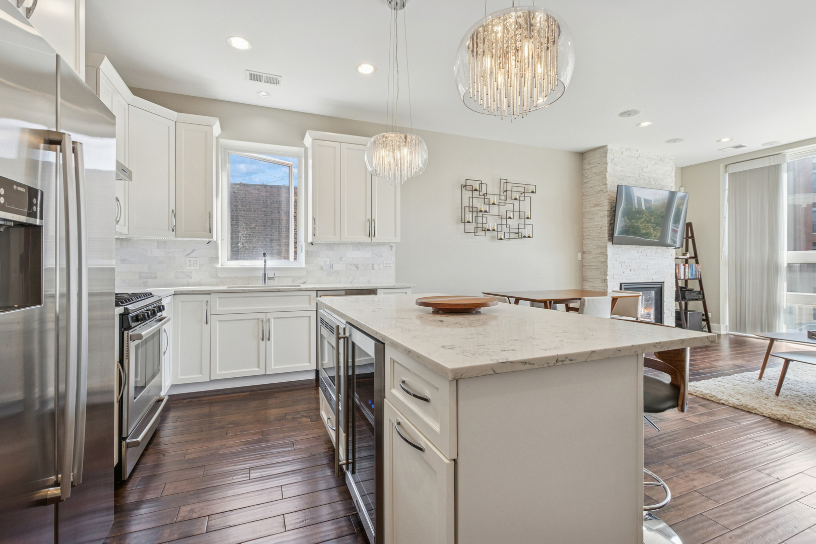 3209 N Elston Avenue 2S