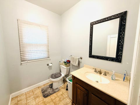 Tiny photo for 411 W Washington Street, Hoopeston, IL 60942 (MLS # 12692972)