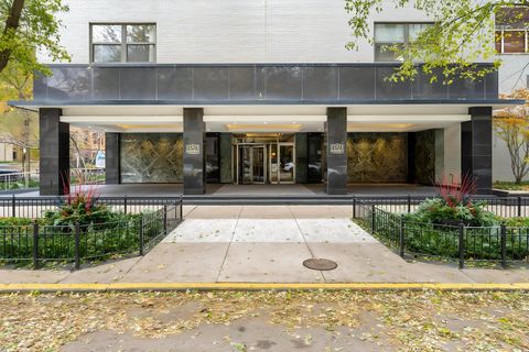 Photo of 1445 N State Parkway #1904, Chicago, IL 60610 (MLS # 12673834)