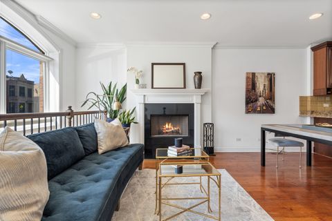 Tiny photo for 2444 W DIVERSEY Avenue #1W, Chicago, IL 60647 (MLS # 12499881)