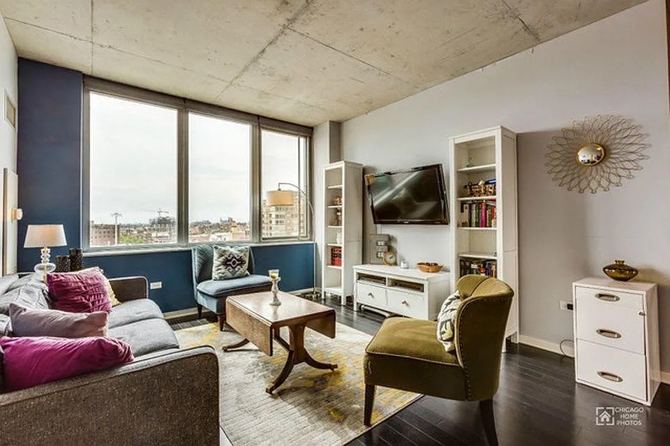 659 W Randolph Street 911