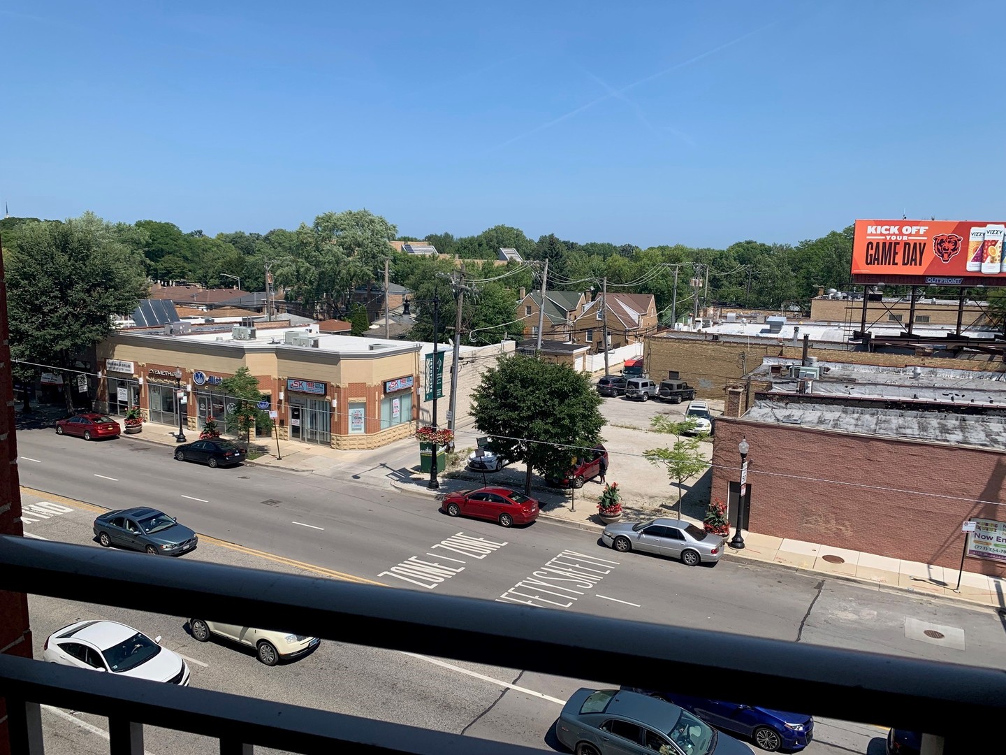 Chicago, Illinois 60646, United States, 2 Bedrooms Bedrooms, ,2 BathroomsBathrooms,Residential,Active,211263