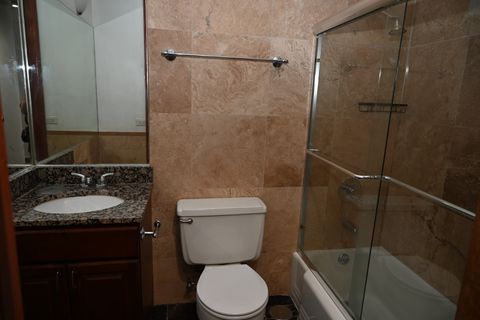Tiny photo for 2400 N Lakeview Avenue #402, Chicago, IL 60614 (MLS # 12590063)