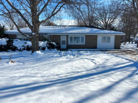 201 S Carson Street Long Point IL 61333