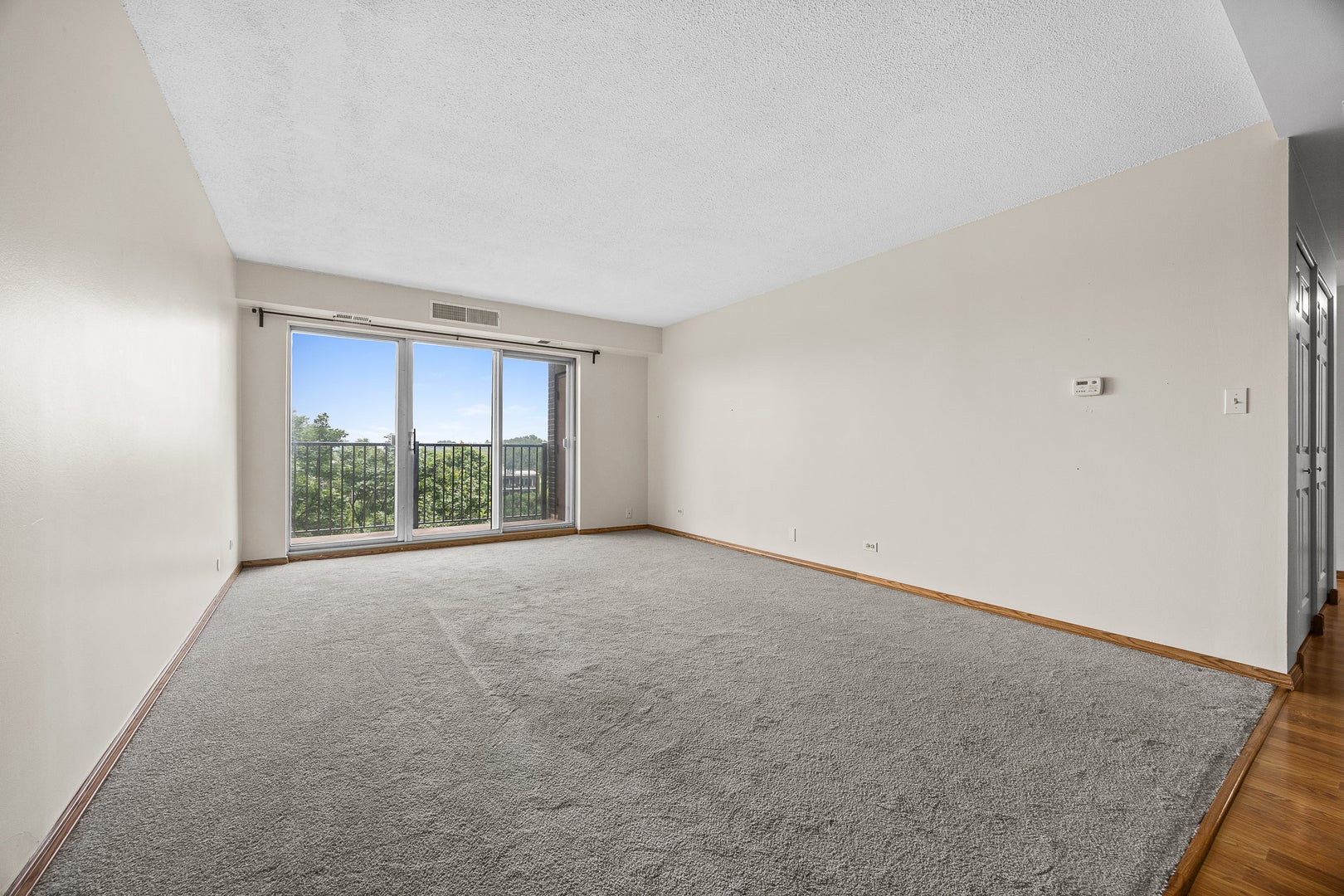 5400 Walnut Avenue 410